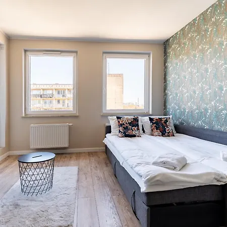 Apartamento Zaspa Comfort By Bookinghost