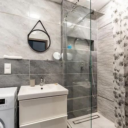 Zaspa Comfort By Bookinghost Apartamento *